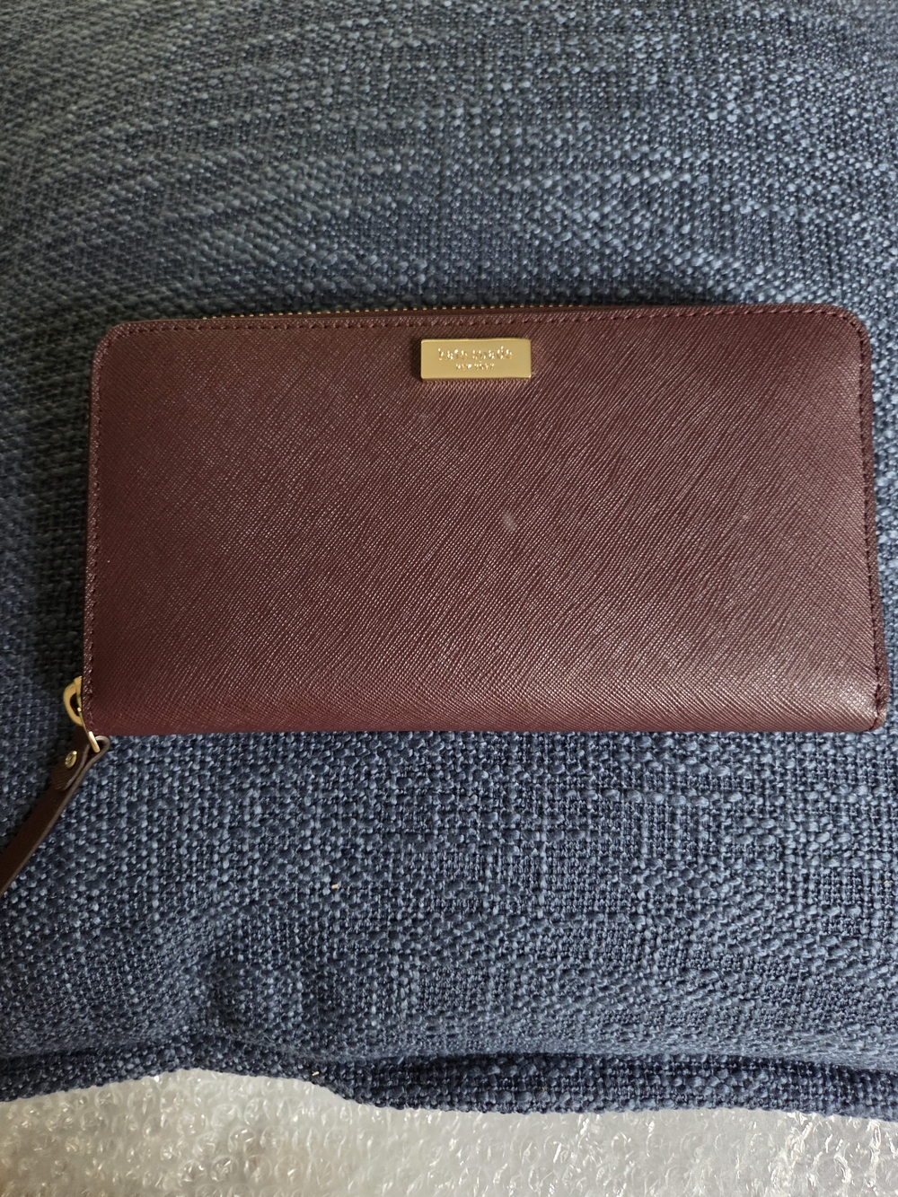 Kate Spade Zip Around Wallet in Wine Burgundy